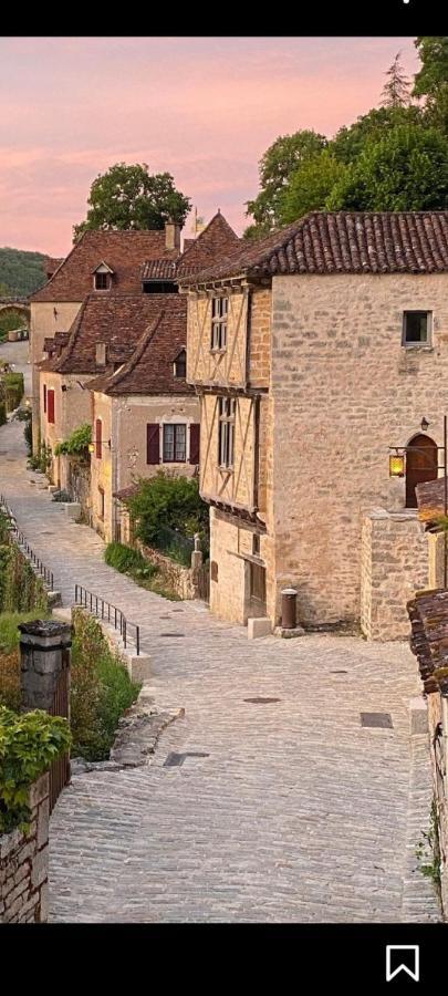 Gite Du Tourneur Studio Au Coeur De Saint Cirq 외부 사진